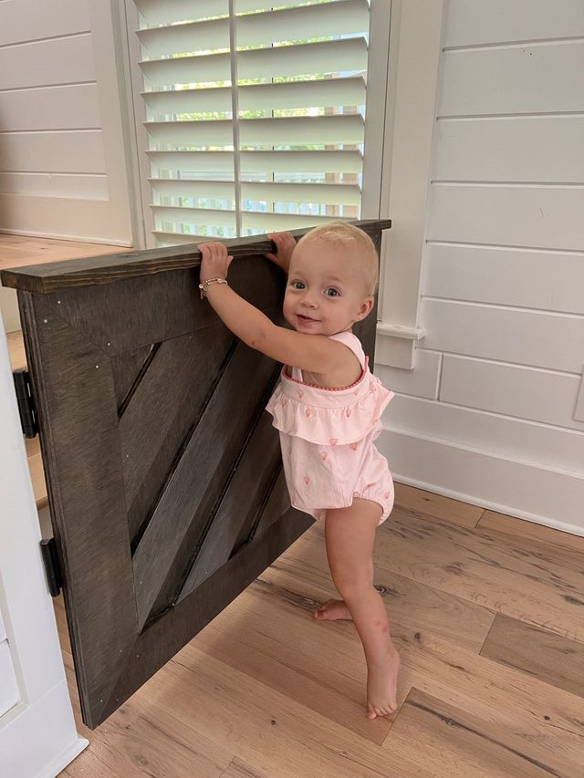 Diy baby gate clearance wood